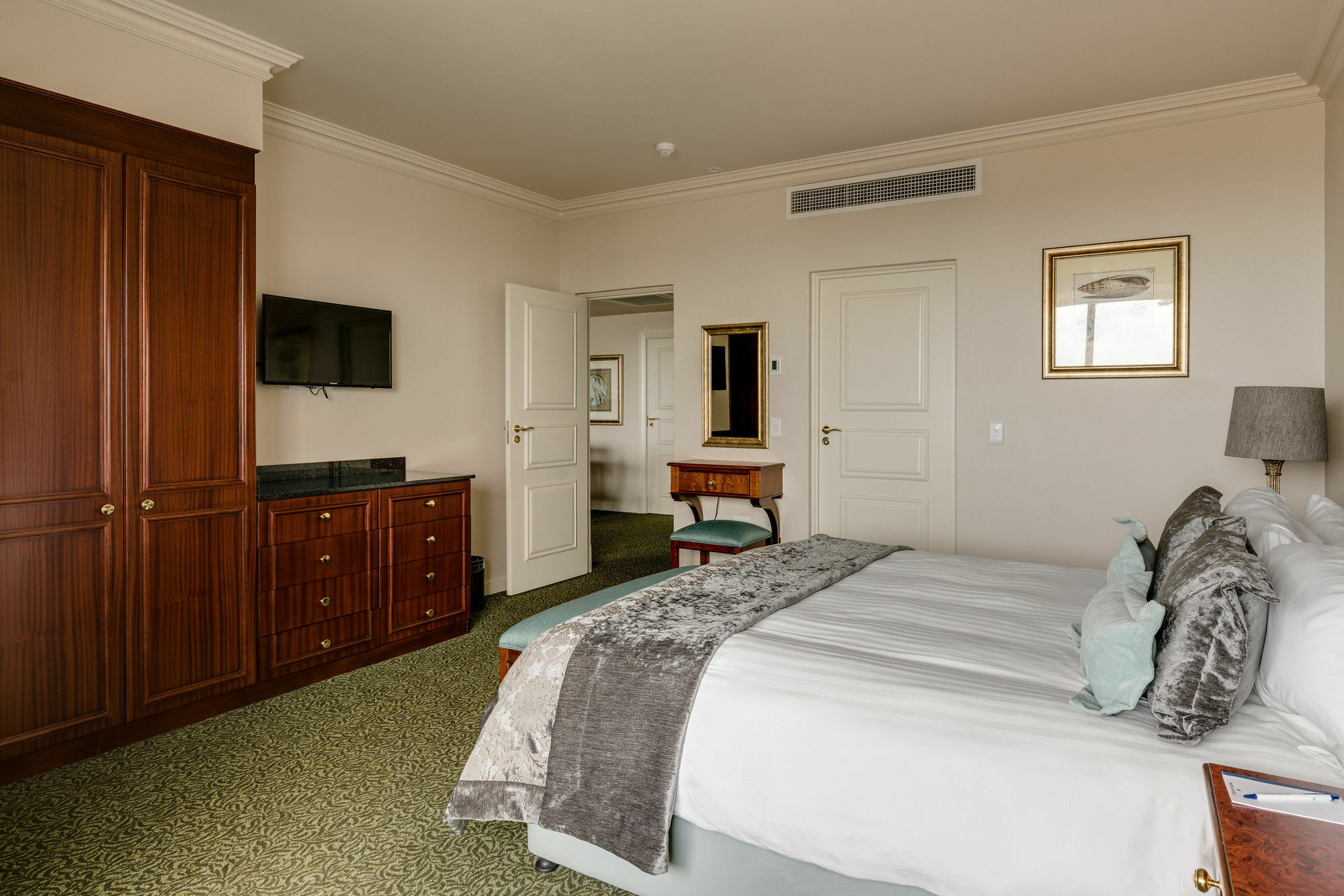 The Edward Hotel Durban Exterior photo