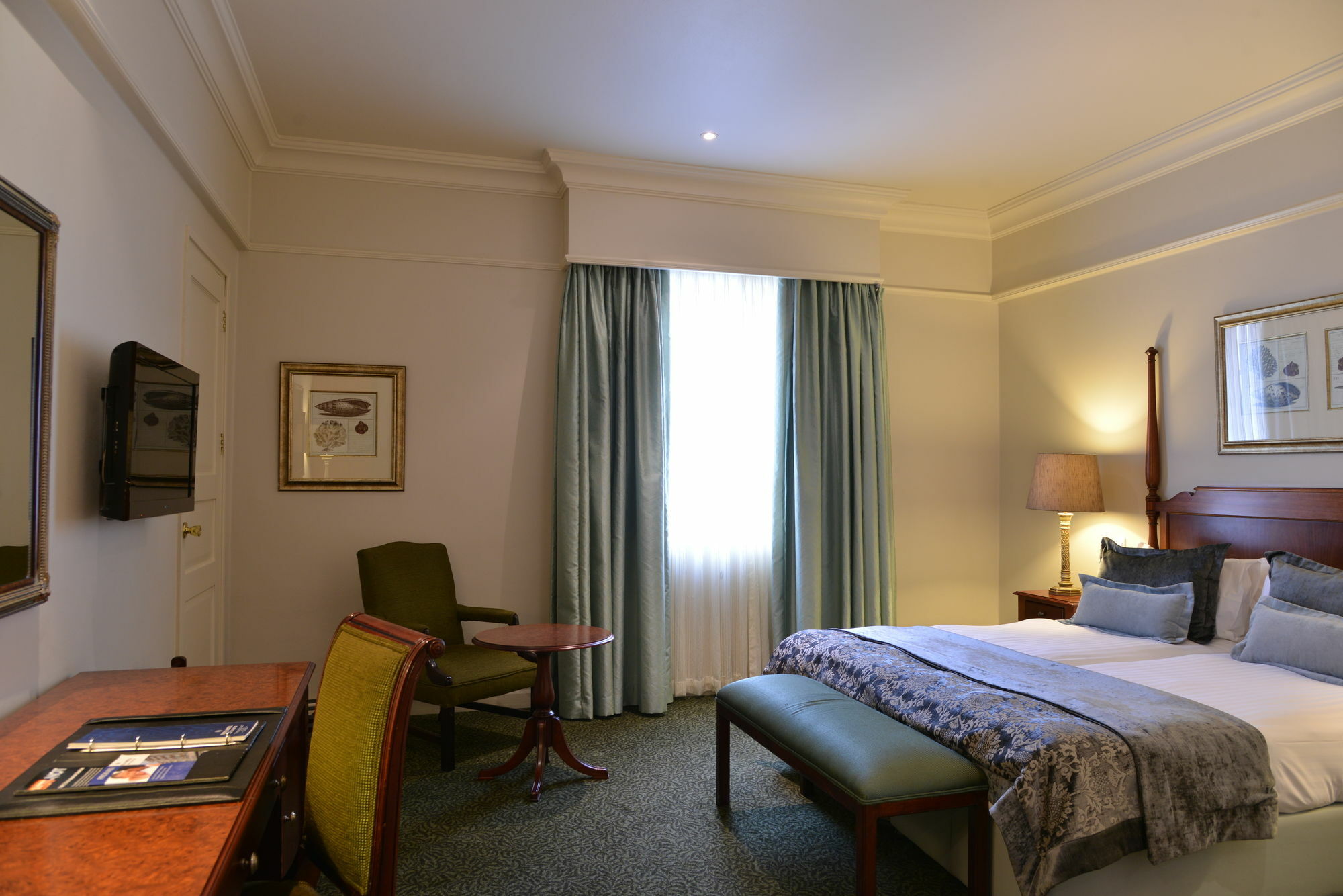 The Edward Hotel Durban Exterior photo